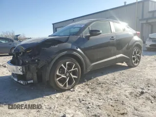 2021 Toyota C-HR LE z VIN JTNKHMBXXM1117650, wystawiony jako Copart lot #48288875 z przebiegiem 40 211 mil mil oraz Szkoda całkowita • Salvage title. Historia ofert i sprzedaży dostępna na DreamBid. Obrazek 1.