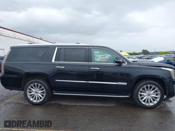 2018 Cadillac Escalade ESV Luxury z VIN 1GYS4HKJ2JR179215, wystawiony jako IAAI lot #41969880 z przebiegiem 45 262 mil mil oraz . Historia ofert i sprzedaży dostępna na DreamBid. Obrazek 13.
