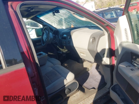 2004 Ford F-150 XLT with VIN 1FTRW12W74KB84358, listed as a IAAI auction lot 41479510 with 1 mi miles. Bid and sale history available at carsss.com. Image 5.