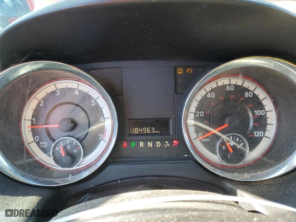 2015 Dodge Grand Caravan SXT with VIN 2C4RDGCG7FR640024, listed as a Copart auction lot 85129894 with 184,963 mi miles and Salvage Title. Bid and sale history available at carsss.com. Image 9.