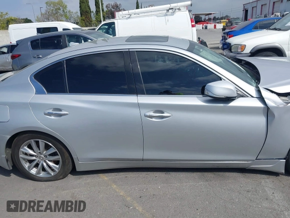 2014 Infiniti Q50 Premium z VIN JN1BV7AP9EM684709, wystawiony jako IAAI lot #41901877 z przebiegiem 91 425 mil mil oraz . Historia ofert i sprzedaży dostępna na DreamBid. Obrazek 14.