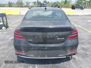 2023 Genesis G70 2.0T z VIN KMTG34TA3PU129713, wystawiony jako IAAI lot #42166763 z przebiegiem 8 692 mil mil oraz . Historia ofert i sprzedaży dostępna na DreamBid. Obrazek 17.
