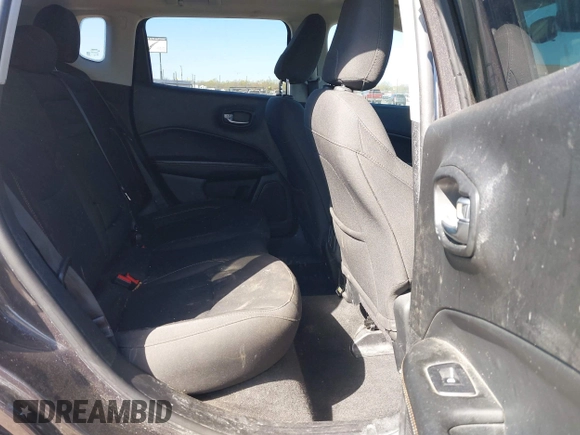 2019 Jeep Compass Sport with VIN 3C4NJCAB0KT613116, listed as a IAAI auction lot 39002435 with 59,805 mi miles and . Bid and sale history available at DreamBid. Image 8.
