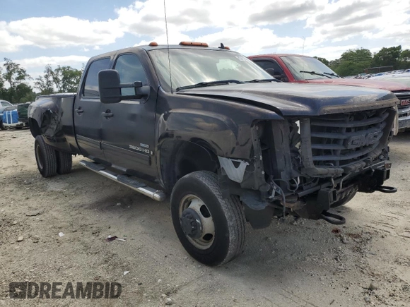 2007 GMC Sierra 3500HD DRW SLE2 z VIN 1GTJK33697F557321, wystawiony jako Copart lot #55412825 z przebiegiem 311 177 mil mil oraz Szkody całkowita. Historia ofert i sprzedaży dostępna na DreamBid. Obrazek 4.