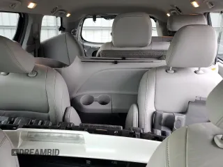 2018 Toyota Sienna XLE with VIN 5TDDZ3DC6JS199339, listed as a Copart auction lot 47839745 with 78,084 mi miles and Salvage Title. Bid and sale history available at carsss.com. Image 10.