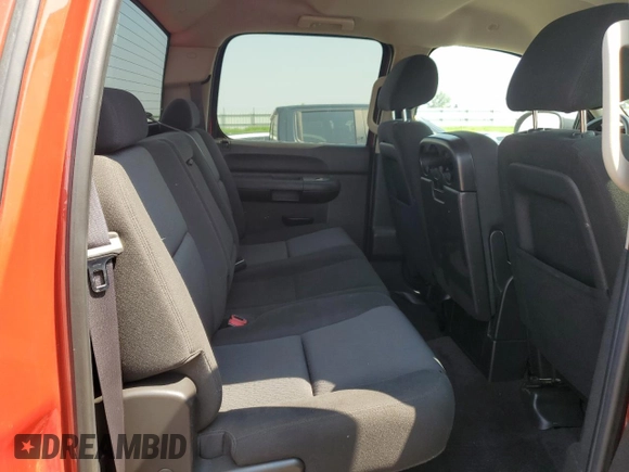 2011 GMC Sierra 1500 SLE z VIN 3GTP2VE3XBG251342, wystawiony jako Copart lot #59854055 z przebiegiem 116 889 mil mil oraz Czysty tytuł • Clean title. Historia ofert i sprzedaży dostępna na DreamBid. Obrazek 10.
