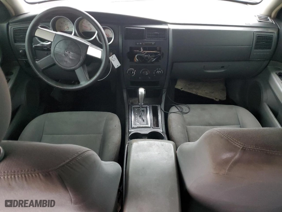 2005 Dodge Magnum SE with VIN 2D4FV48V75H536405, listed as a Copart auction lot 82919564 with 188,870 mi miles and Salvage Title. Bid and sale history available at carsss.com. Image 8.