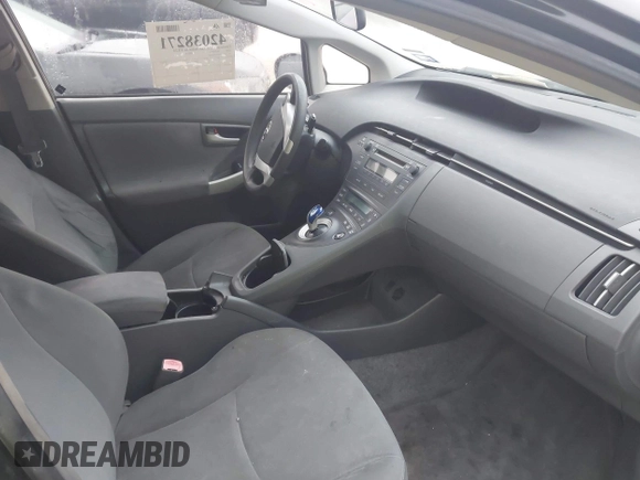 2010 Toyota Prius II with VIN JTDKN3DU1A0152394, listed as a IAAI auction lot 42038271 with 183,982 mi miles. Bid and sale history available at carsss.com. Image 5.