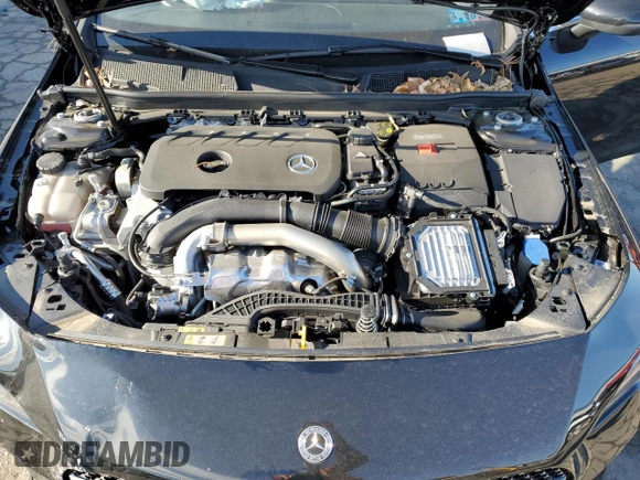 2024 Mercedes-Benz CLA 250 z VIN W1K5J4HB5RN455240, wystawiony jako Copart lot #82819064 z przebiegiem 2 153 mil mil oraz Szkoda całkowita • Salvage title. Historia ofert i sprzedaży dostępna na DreamBid. Obrazek 11.