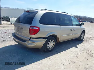 2005 Chrysler Town & Country Touring with VIN 2C4GP54LX5R132272, listed as a IAAI auction lot 41860741 with 138,402 mi miles and . Bid and sale history available at DreamBid. Image 4.
