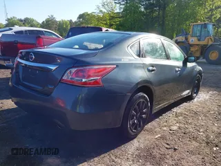 2013 Nissan Altima SV with VIN 1N4AL3AP6DC199929, listed as a IAAI auction lot 42019830 with 187,392 mi miles and . Bid and sale history available at carsss.com. Image 4.