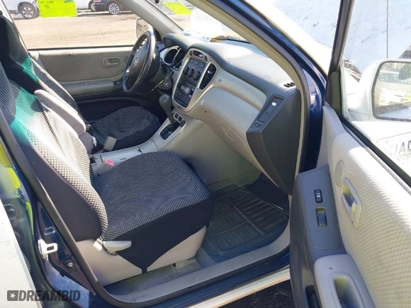 2006 Toyota Highlander w/3rd Row with VIN JTEDP21A460097918, listed as a IAAI auction lot 41439165 with 227,331 mi miles. Bid and sale history available at carsss.com. Image 5.