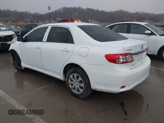 2013 Toyota Corolla L with VIN JTDBU4EE9DJ123367, listed as a IAAI auction lot 41687153 with 49,007 mi miles. Bid and sale history available at carsss.com. Image 3.