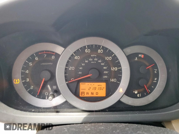 2010 Toyota RAV4 Limited z VIN 2T3YF4DVXAW038525, wystawiony jako Copart lot #65348385 z przebiegiem 219 192 mil mil oraz Czysty tytuł • Clean title. Historia ofert i sprzedaży dostępna na DreamBid. Obrazek 9.