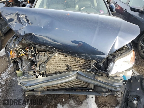 2014 Volvo XC70 3.2L with VIN YV4940BZ0E1184541, listed as a Copart auction lot 43802325 with 183,347 mi miles and Salvage Title. Bid and sale history available at DreamBid. Image 11.