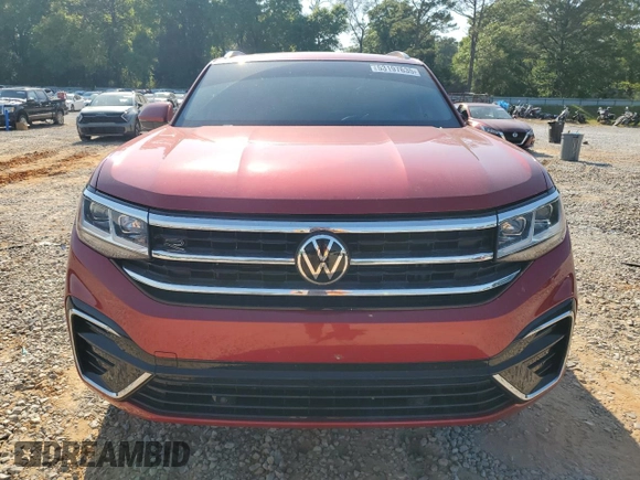 2021 Volkswagen Atlas SE with VIN 1V2PE2CA6MC229995, listed as a Copart auction lot 53197635 with 61,998 mi miles and Salvage title. Bid and sale history available at DreamBid. Image 5.