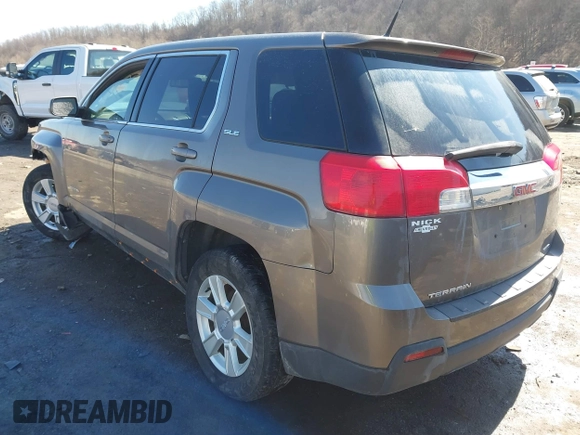 2010 GMC Terrain SLE-1 with VIN 2CTFLCEWXA6272651, listed as a IAAI auction lot 41649596 with 112,538 mi miles. Bid and sale history available at carsss.com. Image 3.