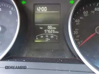 2015 Volkswagen Jetta SE z VIN 3VWD17AJ2FM318882, wystawiony jako IAAI lot #42041914 z przebiegiem 97 623 mil mil oraz . Historia ofert i sprzedaży dostępna na DreamBid. Obrazek 15.