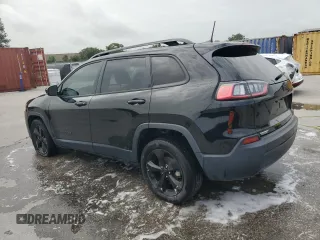 2020 Jeep Cherokee Altitude with VIN 1C4PJLLB4LD592817, listed as a Copart auction lot 58168785 with 57,400 mi miles and Salvage title. Bid and sale history available at DreamBid. Image 2.