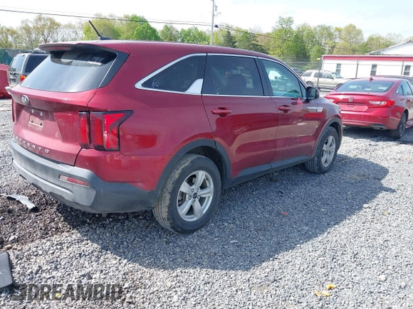 2021 Kia Sorento LX with VIN 5XYRG4LC1MG052981, listed as a IAAI auction lot 42199446 with 82,634 mi miles and . Bid and sale history available at DreamBid. Image 4.