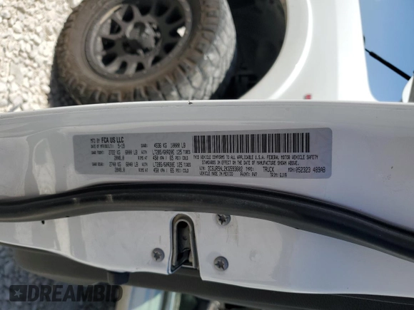 2019 Ram 2500 Laramie z VIN 3C6UR5NL2KG593602, wystawiony jako Copart lot #50212095 z przebiegiem 123 811 mil mil oraz Szkoda całkowita • Salvage title. Historia ofert i sprzedaży dostępna na DreamBid. Obrazek 12.