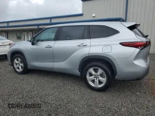 2022 Toyota Highlander LE with VIN 5TDZZRAH3NS103925, listed as a Copart auction lot 56159635 with 52,997 mi miles and Salvage title. Bid and sale history available at DreamBid. Image 2.