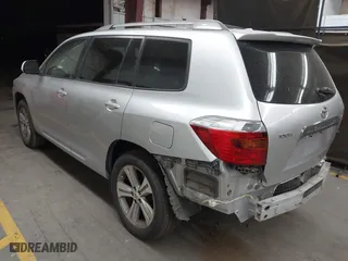 2009 Toyota Highlander Sport with VIN JTEDS43A192069963, listed as a IAAI auction lot 41583196 with 225,603 mi miles. Bid and sale history available at carsss.com. Image 3.