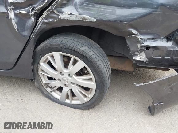 2013 Nissan Sentra S with VIN 3N1AB7AP6DL775823, listed as a IAAI auction lot 42073926 with 84,095 mi miles and . Bid and sale history available at DreamBid. Image 13.