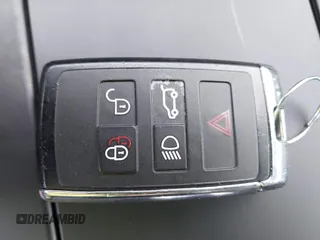 2021 Land Rover Discovery z VIN SALRT4RUXM2449829, wystawiony jako IAAI lot #42207245 z przebiegiem 54 328 mil mil oraz . Historia ofert i sprzedaży dostępna na DreamBid. Obrazek 11.