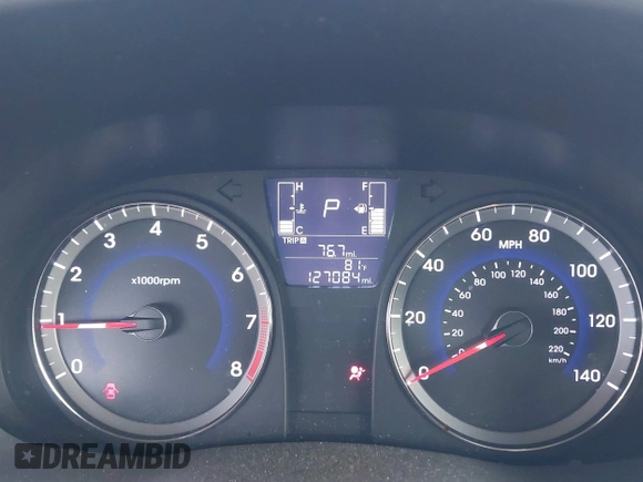 2016 Hyundai Accent SE z VIN KMHCT4AE8GU116292, wystawiony jako IAAI lot #42430290 z przebiegiem 127 084 mil mil oraz . Historia ofert i sprzedaży dostępna na DreamBid. Obrazek 7.