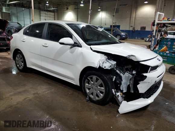 2021 Kia Rio S with VIN 3KPA24AD4ME407002, listed as a Copart auction lot 41602435 with 32,666 mi miles and Salvage Title. Bid and sale history available at DreamBid. Image 4.