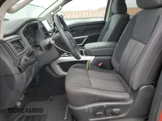 2023 Nissan Titan SV z VIN 1N6AA1EDXPN100457, wystawiony jako Copart lot #81621194 z przebiegiem 21 820 mil mil oraz Szkoda całkowita • Salvage title. Historia ofert i sprzedaży dostępna na DreamBid. Obrazek 7.
