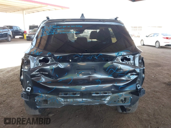 2023 Kia Seltos S z VIN KNDEU2AA1P7387768, wystawiony jako IAAI lot #42454208 z przebiegiem 42 637 mil mil oraz . Historia ofert i sprzedaży dostępna na DreamBid. Obrazek 6.