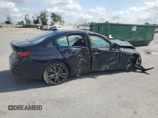 2022 BMW 3 Series 330i z VIN 3MW5R1J00N8C57198, wystawiony jako Copart lot #54891535 z przebiegiem Nie podano mil oraz Szkoda całkowita • Salvage title. Historia ofert i sprzedaży dostępna na DreamBid. Obrazek 3.