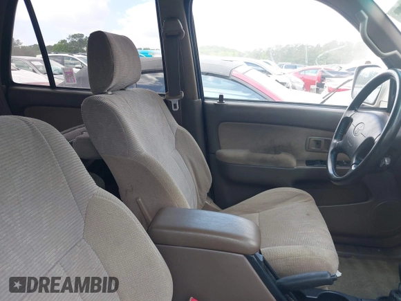 2000 Toyota 4Runner SR5 z VIN JT3HN86R1Y0296588, wystawiony jako IAAI lot #42193276 z przebiegiem 177 968 mil mil oraz . Historia ofert i sprzedaży dostępna na DreamBid. Obrazek 5.