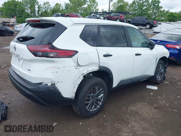 2023 Nissan Rogue S z VIN 5N1BT3AB8PC850965, wystawiony jako IAAI lot #42242674 z przebiegiem 34 280 mil mil oraz . Historia ofert i sprzedaży dostępna na DreamBid. Obrazek 4.
