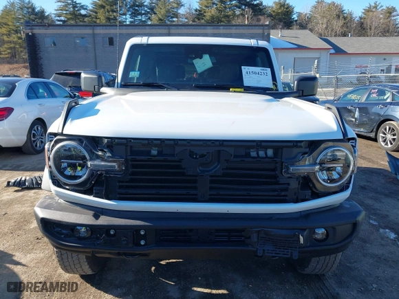 2024 Ford Bronco Big Bend with VIN 1FMDE7AH7RLB15038, listed as a IAAI auction lot 41504232 with 344 mi miles. Bid and sale history available at carsss.com. Image 13.
