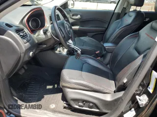 2017 Jeep Compass Trailhawk z VIN 3C4NJDDB4HT636215, wystawiony jako Copart lot #61841315 z przebiegiem 77 872 mil mil oraz Szkoda całkowita • Salvage title. Historia ofert i sprzedaży dostępna na DreamBid. Obrazek 7.