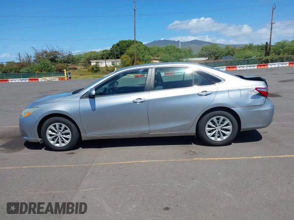 2016 Toyota Camry XLE with VIN 4T1BF1FK4GU148625, listed as a IAAI auction lot 41742421 with 88,582 mi miles. Bid and sale history available at carsss.com. Image 14.