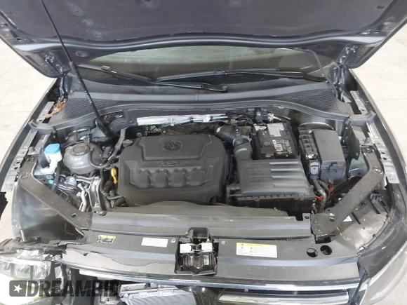 2024 Volkswagen Tiguan SE z VIN 3VVMB7AX5RM057189, wystawiony jako IAAI lot #42435936 z przebiegiem 11 189 mil mil oraz . Historia ofert i sprzedaży dostępna na DreamBid. Obrazek 10.