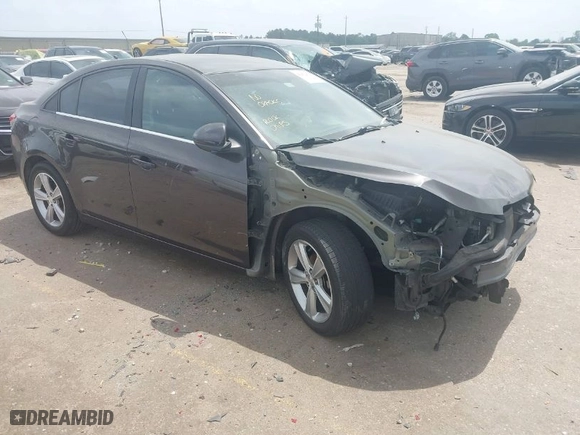 2015 Chevrolet Cruze LT with VIN 1G1PE5SB7F7141782, listed as a IAAI auction lot 41952674 with 132,574 mi miles. Bid and sale history available at carsss.com. Image 1.