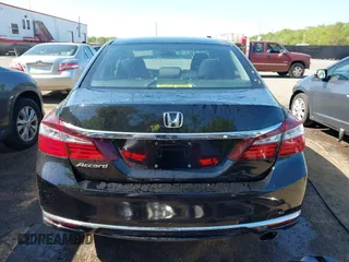 2016 Honda Accord Sedan LX with VIN 1HGCR2F34GA051734, listed as a IAAI auction lot 42126388 with 75,805 mi miles. Bid and sale history available at carsss.com. Image 17.