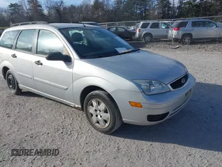 2007 Ford Focus SE с VIN 1FAHP36N97W177923, выставлен на аукционе IAAI как лот 41268410 с пробегом 311 039 миль миль и . История ставок и продаж доступна на DreamBid. Изображение 1.