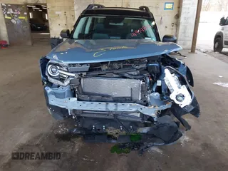 2024 Ford Bronco Sport Outer Banks z VIN 3FMCR9C61RRF73716, wystawiony jako IAAI lot #41914834 z przebiegiem 1 295 mil mil oraz . Historia ofert i sprzedaży dostępna na DreamBid. Obrazek 6.