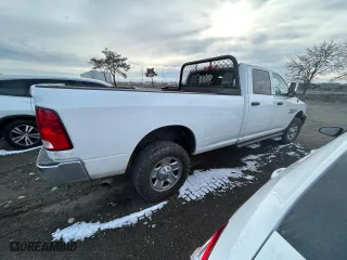 2018 Ram 2500 Tradesman with VIN 3C6UR5HL4JG128197, listed as a Copart auction lot 88528785 with 0 mi miles and Salvage Title. Bid and sale history available at carsss.com. Image 3.