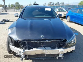 2021 Mercedes-Benz E 350 with VIN W1KZF8DB5MA912435, listed as a IAAI auction lot 42311200 with 32,631 mi miles and . Bid and sale history available at DreamBid. Image 13.