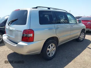 2005 Toyota Highlander z VIN JTEGP21A450063635, wystawiony jako IAAI lot #42239569 z przebiegiem 272 249 mil mil oraz . Historia ofert i sprzedaży dostępna na DreamBid. Obrazek 4.