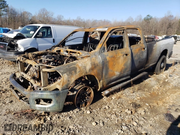 2020 Ram 3500 Tradesman with VIN 3C63R3GL9LG153665, listed as a Copart auction lot 45723085 with 0 mi miles and Salvage Title. Bid and sale history available at carsss.com. Image 1.