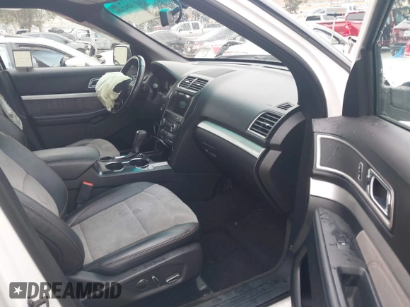2017 Ford Explorer XLT с VIN 1FM5K7D84HGA61004, выставлен на аукционе IAAI как лот 42042440 с пробегом 91 316 миль миль и . История ставок и продаж доступна на DreamBid. Изображение 5.