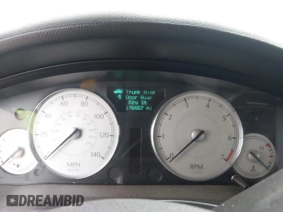 2005 Chrysler 300 Touring z VIN 2C3JA53G15H155185, wystawiony jako IAAI lot #42243504 z przebiegiem 176 557 mil mil oraz . Historia ofert i sprzedaży dostępna na DreamBid. Obrazek 15.